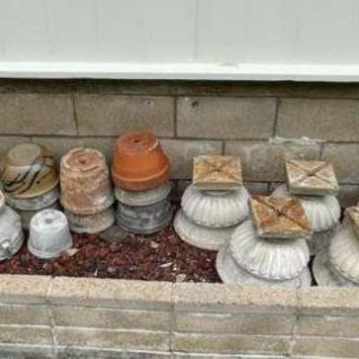 NVN019- Variety Of Concrete Pots