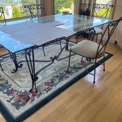 Dining Table with 4 chairs