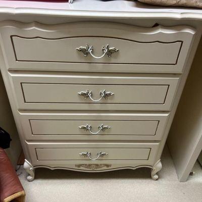 Ethan Allen dresser