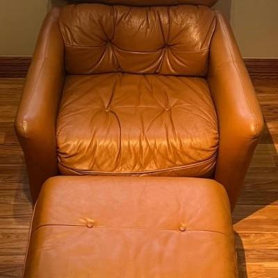 Vintage Leather Arm Chair With Matching Foot Rest (as Is)