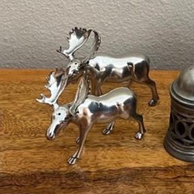 Silver Tone And Pewter Salt And Pepper Shakers - Paul Revere Silver Plate Blue Glass Liner, Moose