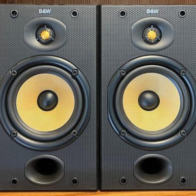 Pair Of B & W DM601 Book Shelf Speakers