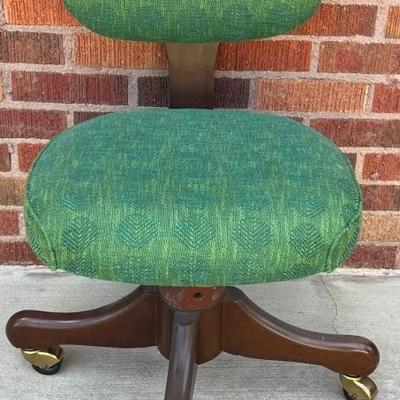 Kittinger Mid Century Modern Wood And Material Office Chair By Faultless - Doerner 