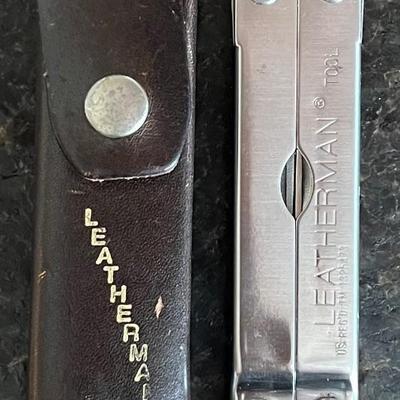 Leatherman Stainless Multitool With Leather Case 