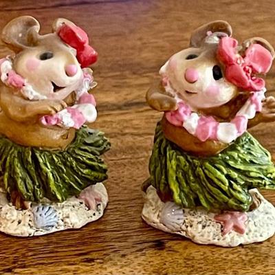 (2) Wee Forest Folk Rare Aloha Figurines  AP 1988