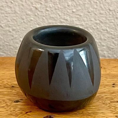 Ramona Tapia Sant Clara Blackware Miniature Pot