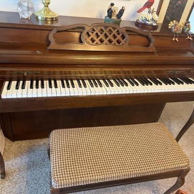 Kimball uptight Piano 