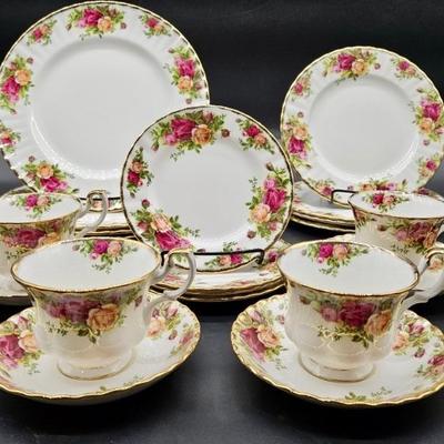 Royal Albert Old Country Roses English Bone China: 4- Five Piece Place Settings