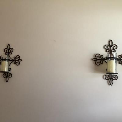 $30- 2 Southern Living at Home wall sconces 19"H 14"W