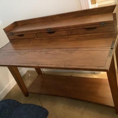 $125-Multi use foyer/sofa/desk, bottom shelf or footrest, 33"H 48"L 17"depth