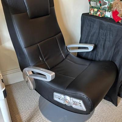 Game chair