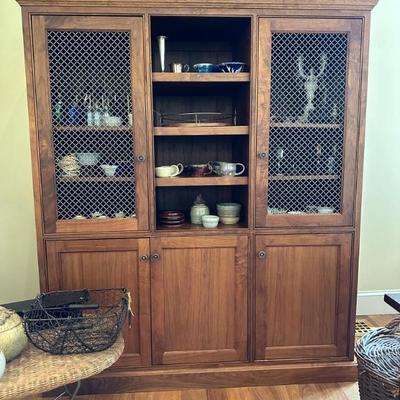 Display cabinet with match entertainment system