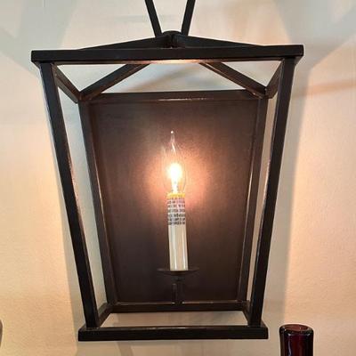 Pair of lantern lights
