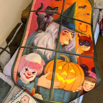 Vintage Halloween Door Cover 
