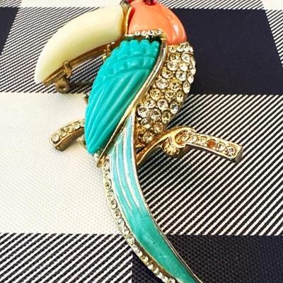 Hattie Carnegie Brooch 