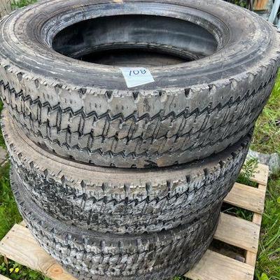 Numerous lots of wheels