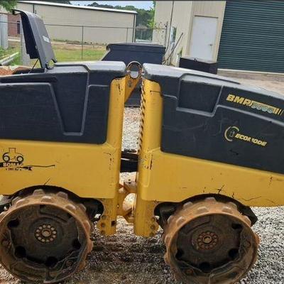 2017 Bomag BMP 8500 trench compacto
