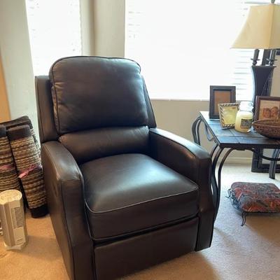 Swivel recliners 