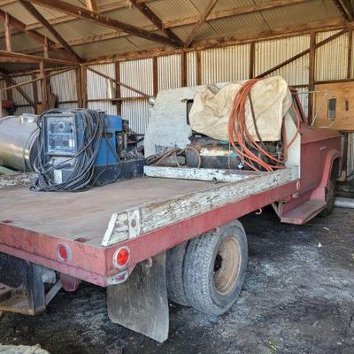 https://levyestateservices.hibid.com/lot/202253890/1963-dodge-300-flatbed-classic?ref=lot-list