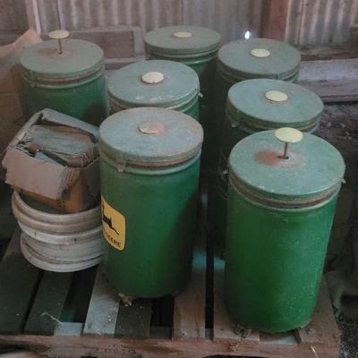 John Deere Seed Boxes
https://levyestateservices.hibid.com/lots