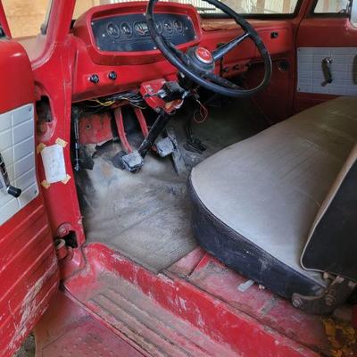 1963 Dodge 300 - running truck