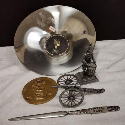 METAL ARTS - MEDALLIONS