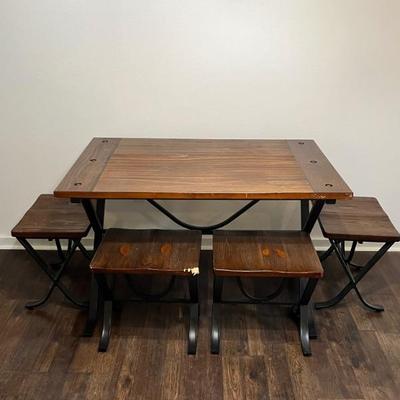 Rustic Farmhouse Dining Table And 4 Stools