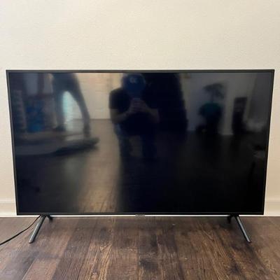 51" Samsung TV W/remote
