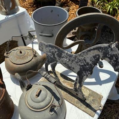 Estate sale photo