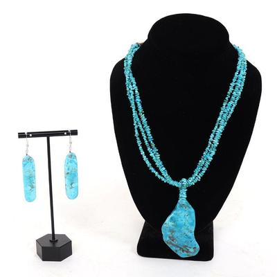 Gorgeous Native American Turquoise Necklace & Earring Set