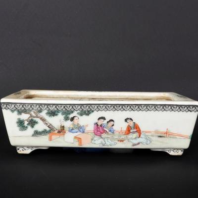 Qing Dynasty Chinese Porcelain Planter