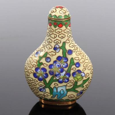 Crocus Vernus Cloisonne Chinese Snuff Bottle