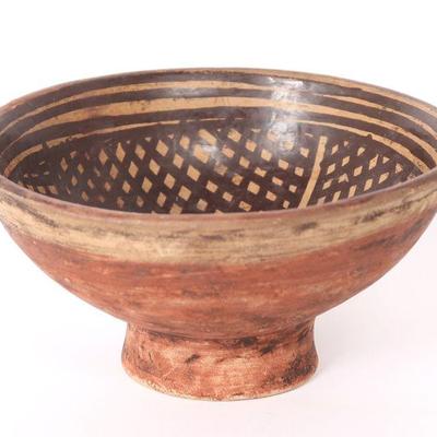 Fine Pre-Columbian Narino or Carchi Pottery Bowl