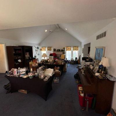 Estate sale photo