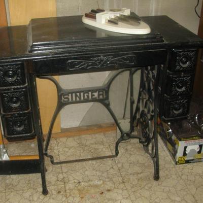 SINGER BUY IT NOW  $ 55.00