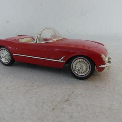 Vintage Action Performance Co. Zora Arkus-Dunlov Collection 1955 Chevy Corvette 1:32 Die Cast Collectible Car