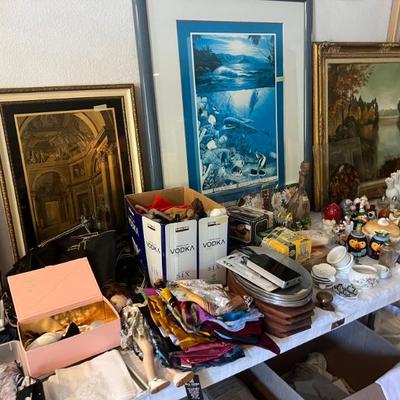 Estate sale photo