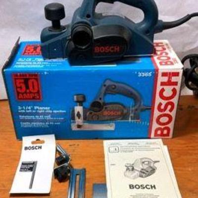 Bosch 3 1/4 inch Planer with Left Or Right Chip Ejection * Works Great

