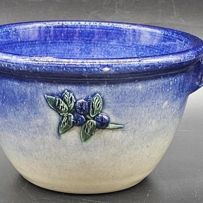 Blue & White Bowl w/ Blueberry