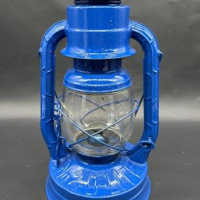Vintage Dietz No 2 D Lite Blue Railroad Lantern