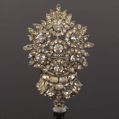Vintage rhinestone brooch