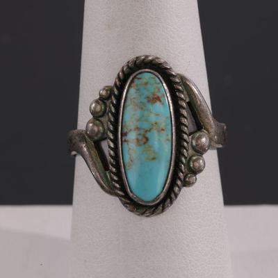 Native American  sterling and turquoise ring
