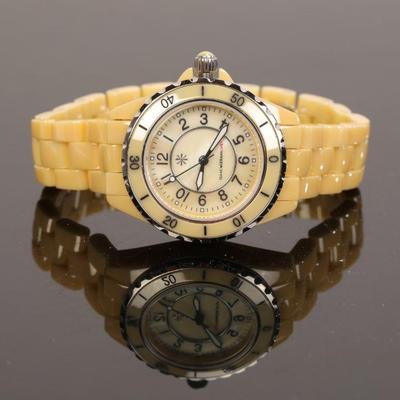 Isaac Mizrahi Live wristwatch
