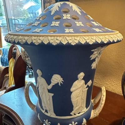 Wedgwood Potpourri