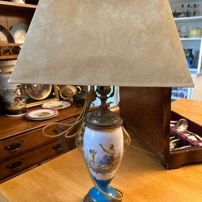 Old Paris Lamp
