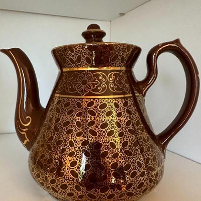 Hall Teapot
