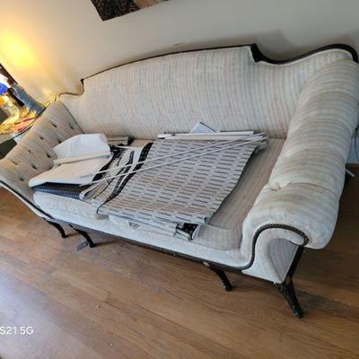 EMPIRE WIDE CURVED ARM TUFTED SOFA
