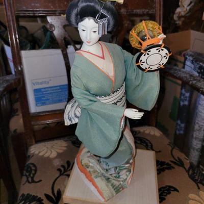 VINTAGE JAPANESE GEISHA DOLLS