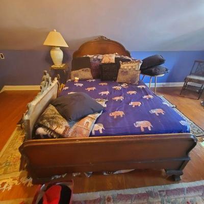 ART DECO DOUBLE BED