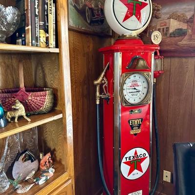 Texaco branded vintage Gasoline pump
